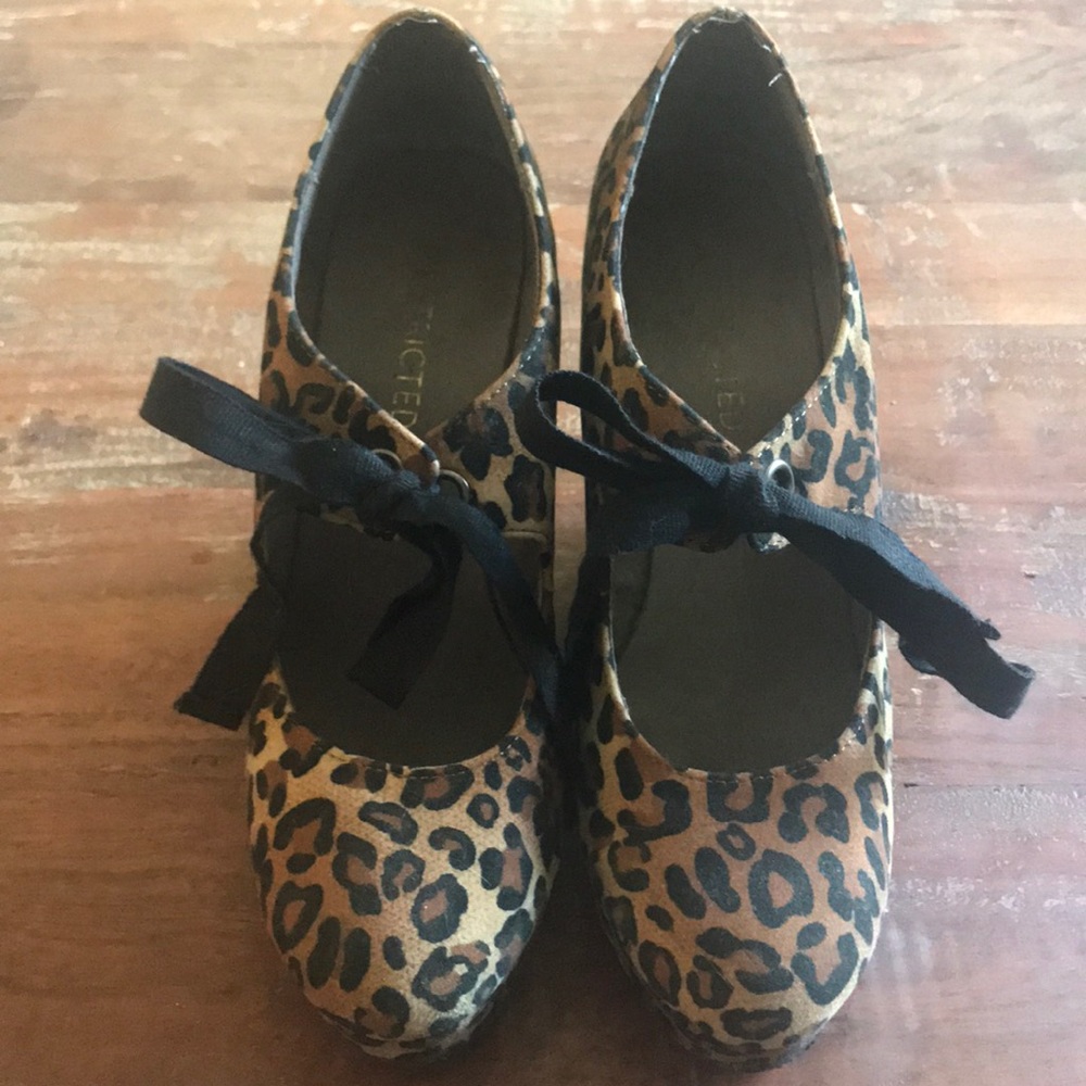 Cheetah Print Wedge Platform Heels size 7.5
